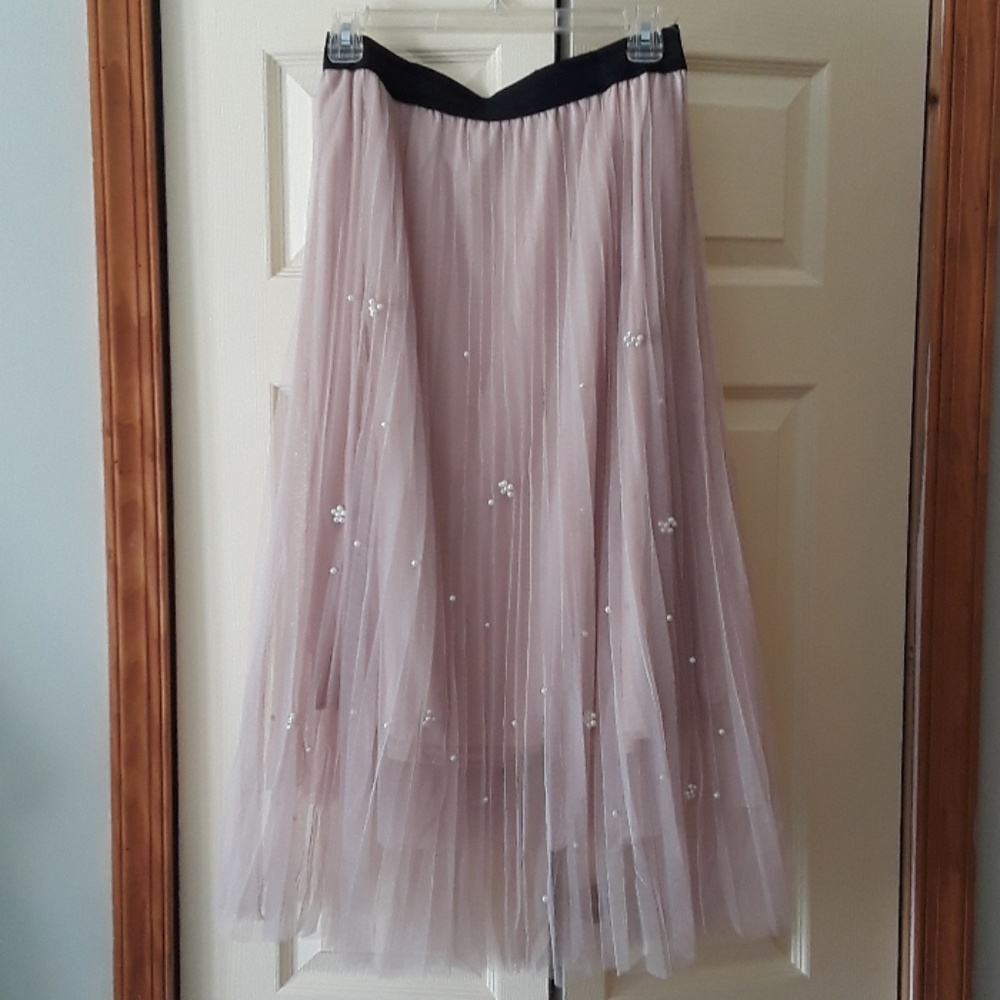 Blush & Pearl Skirt NWT